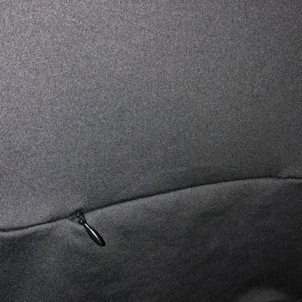Zip up - Picture 4 of 5